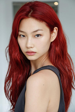 Hoyeon with red hair