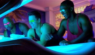 Pain & Gain trio count money on a tanning bed